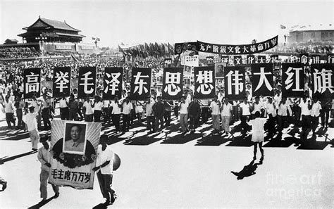 march during chinas cultural revolution by bettmann