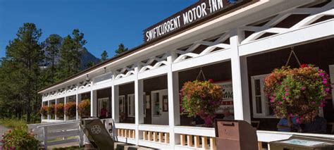 Swiftcurrent Motor Inn And Cabins Glacier National Park