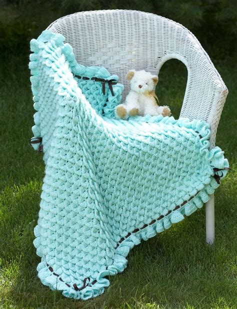 Crocodile Stitch Baby Blanket In Bernat Softee Baby Solids Crochet