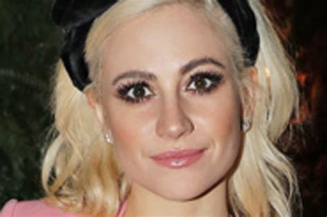 Braless Pixie Lott Unloads Perky Cleavage In Skimpy Vest Top Daily Star Scoopnest