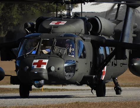 Hh 60m Black Hawk Medevac Helicopter Tampa North Aero Pa Flickr