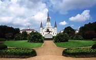 st-louis-cathedral-jackson-square-new-orleans-louisiana_1680x1050_74065 ...