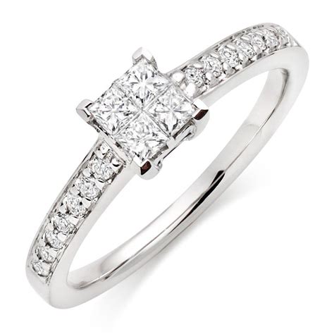 9ct White Gold Diamond Princess Cut Cluster Ring 0008956