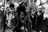 El punk: historia del movimiento y su significado - CURADAS
