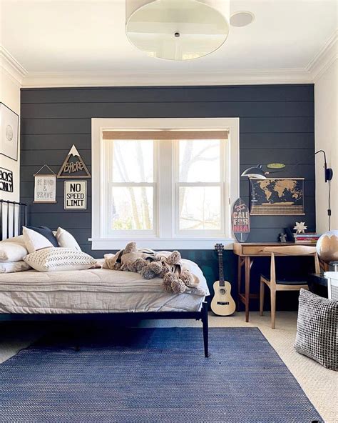 14 Navy Blue Accent Wall Ideas That Will Transform Your Home