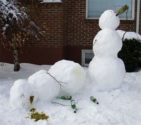 These 30 Crazy Snowman Ideas Would Make Calvin And Hobbes Proud Bored