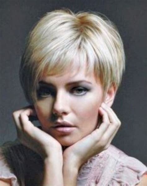 Pixie Cut Women Over Short Hairstyle Trends The Short Hair