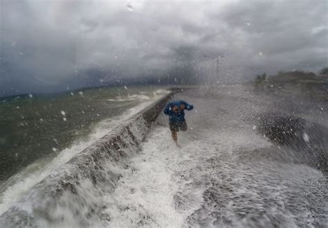 Typhoon Melor Hits Central Philippines Rnz News