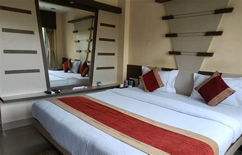 Superior Double Bed Rooms Available At Hotel Royal Bengal Best In