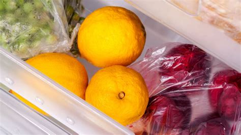 A Simple Trick For Keeping Lemons Fresher For Longer