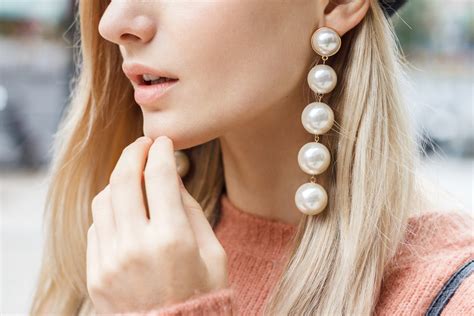 The Ultimate Guide To Pearl Earrings Sizes Mia Ava