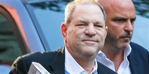 Harvey Weinstein Turns Himself In To Police To Face Sex Crime Charge In Nyc Harvey Weinstein
