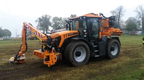 Jcb Fastrac 4000 Hell Profitechnik Gmbh Kommunal Landmaschinen Und