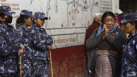 Nepal Police Must Provide Service With A Smile Bbc News