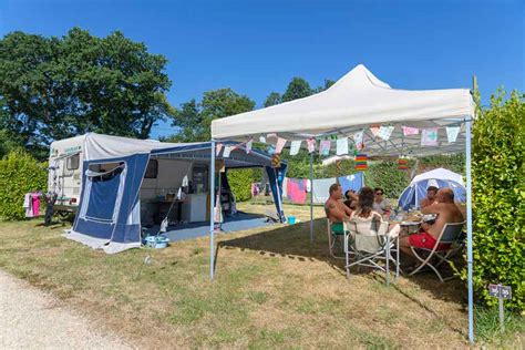 Campings Emplacements Nus Tente Et Caravane Au Plus Pr S De La