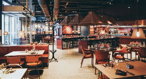 Four Industry Trends To Boost Your Restaurant Business Modern