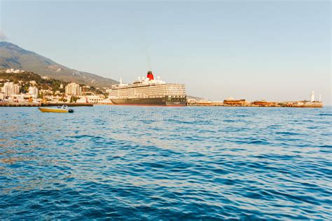 Yalta Ukraine October 7 Editorial Stock Image Image Of Cruise