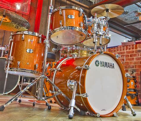 Yamaha Absolute Hybrid Maple 4 Piece Shell Pack In Orange Sparkle