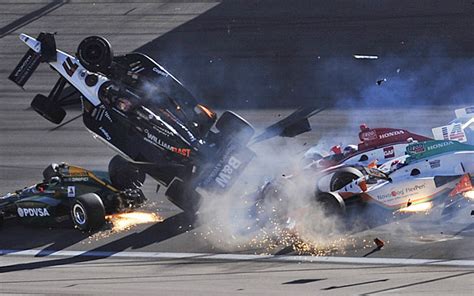 Dan Wheldon Head Injuries Pictures To Pin On Pinterest Pinsdaddy