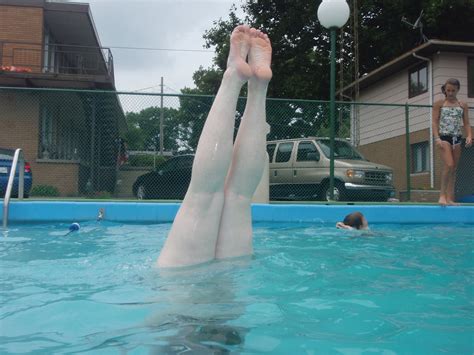 Pool Handstand
