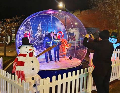 Giant Snow Globe Hire A Giant Inflatable Snow Globe And Snow Effects