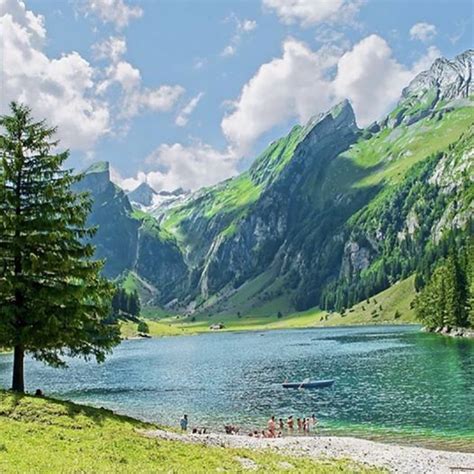 Seealpsee Lake In Appenzell Switzerland Doğa Fotoğraf Peyzaj