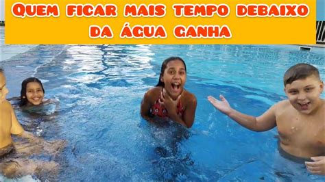 Desafio Na Piscina Quem Ficar Mais Tempo Debaixo Da Água Ganha Youtube