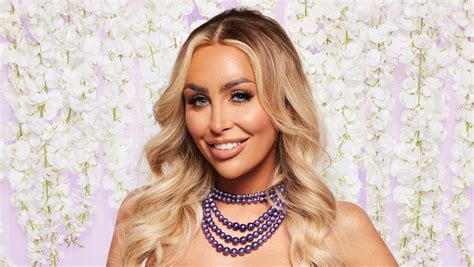 Married At First Sight Uk Ella Makes Big First Impression