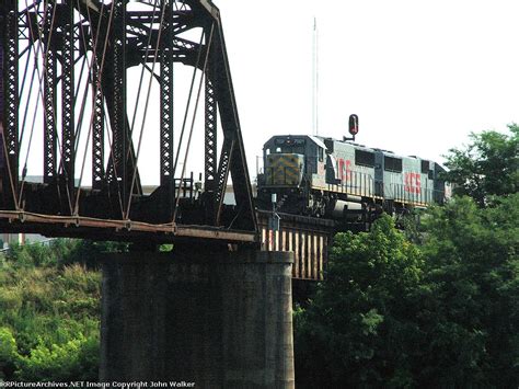 Kcs 7021 Westbound Heads On To The Red River Bridge In Downtown Shreveport