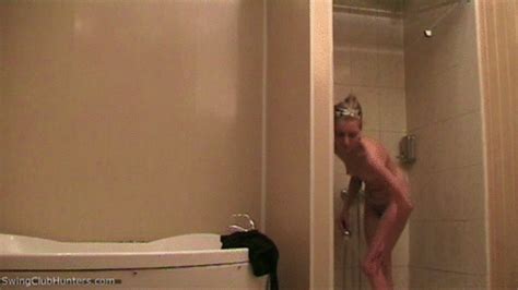 Nude Girls Are Caught In Changeroom Showroom Bath PornBB