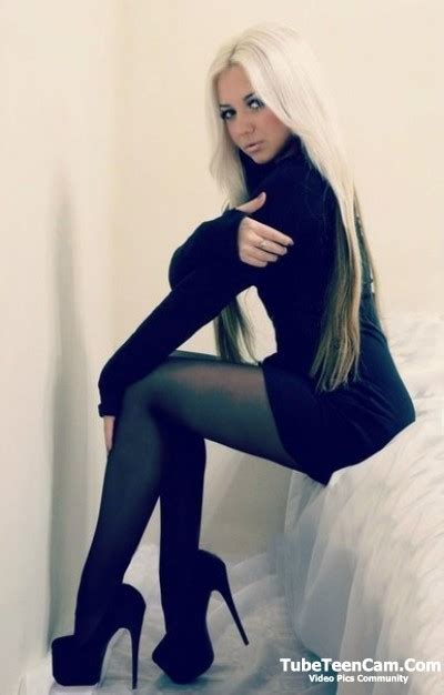 Hot Skinny Blonde Teen Girl On High Heels Webcam Teens