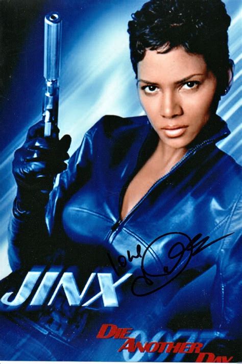 Halle Berry 007 James Bond Signed Autograph Jinx In Die Another Day 10