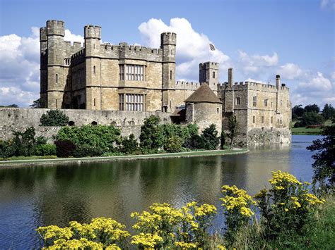 A castle has existed on the site since 1119. Rent Leeds Castle for £1 Million During The London 2012 Olympics - eXtravaganzi
