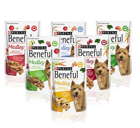 Smells superb and my doggie loves it!! Product Reviews: Beneful Medley Dog Food Sachets