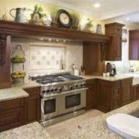 Read on and learn more fun ways to decorate your cabinets. How To Decorate Above Cabinets In Kitchen: 5 Tips To ...