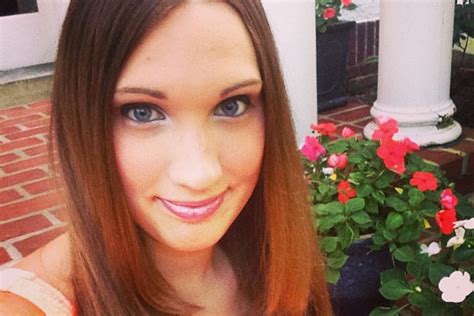 Transgender Woman Sarah Mcbride Talks About Viral Bathroom Selfie
