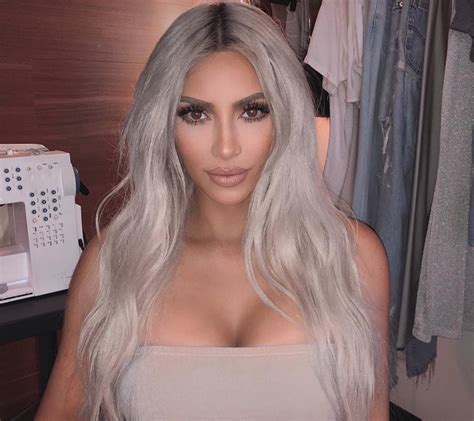 Kim Kardashian Goes Back Blonde For Her Anniversary It S Kanye S