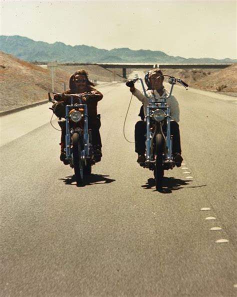 Peter Fonda Y Dennis Hopper En Easy Rider 1969 Harley Davidson