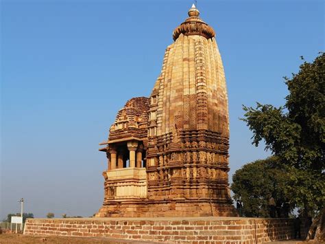 Chaturbhuj Temple Khajuraho Timings History Best Time To Visit