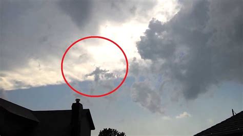 Its been a while since i posted some nice real life pictures of our lord, jesus christ. https://www.youtube.com/watch?v=kwE0ECM5g_k&feature=share | Clouds, Angel clouds, Above the clouds