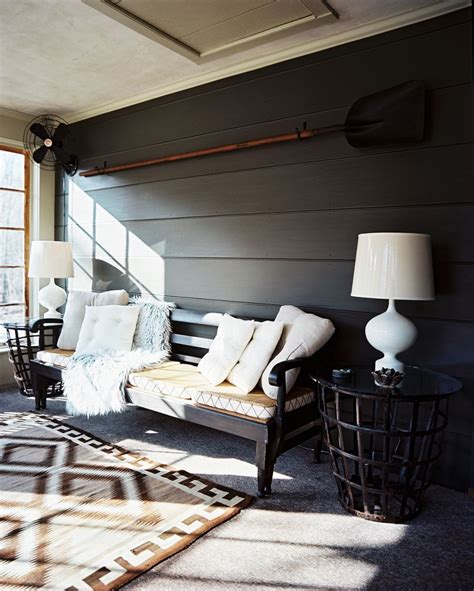 We know how wall mounted wood panels can affect the feel of a room. 20 Rooms with Modern Wood Paneling