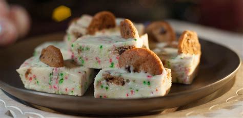 By using our services, you agree to our cookie policy and terms of service. Milk and Cookies Fudge | Recipe | Fudge recipes, Food ...