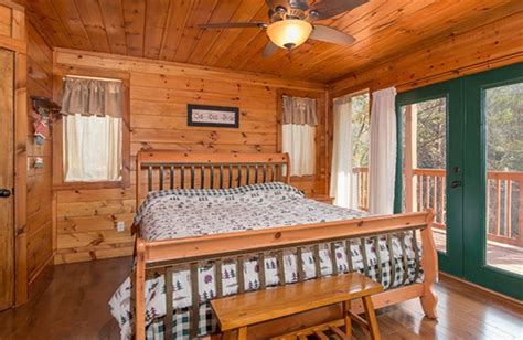 When i arrived at gatlinburg for my xmas vacation, patriot informed me that my cabin was not available because the people in the cabin could not get out. Pigeon Forge Vacation Rentals - Cabin - Rocky Top Lodge ...