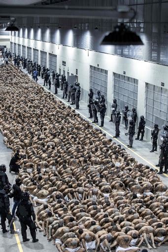 動画：「米州最大」の刑務所を視察 エルサルバドル 写真1枚 国際ニュース：afpbb News