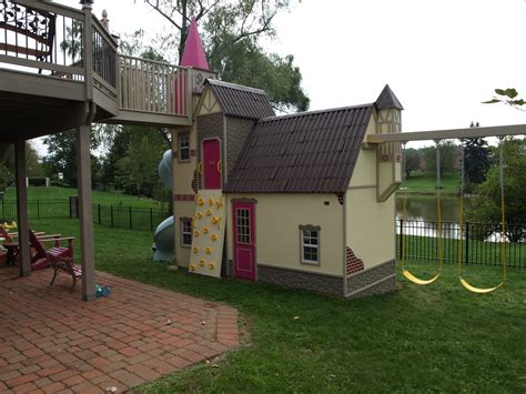 Think Springwith This Adorable Castle Playhouse ~ Lilliput Play