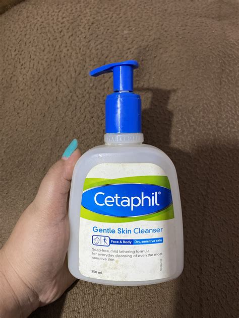 Cetaphil cleansers remove impurities without stripping or overdrying skin. Cetaphil Daily Facial Cleanser Reviews, Price, Benefits ...