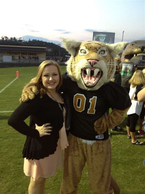 Wildcat With Student Counsel Paxton Fort Payne High Al High School