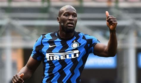 romelu lukaku podría irse del inter de milán el chelsea lo solicita larazon co