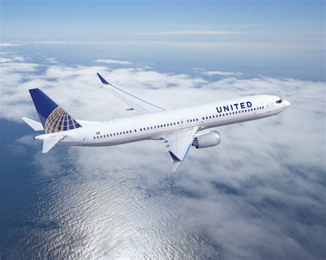 Video And Photos United Airlines Announces Huge Boeing 737 Max And 737