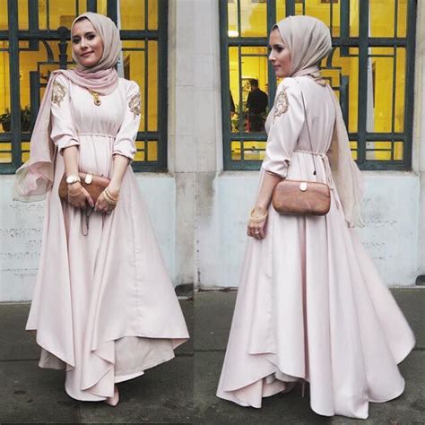 10 Popular Hijab Fashion Instagram Accounts To Follow This Year Hijab